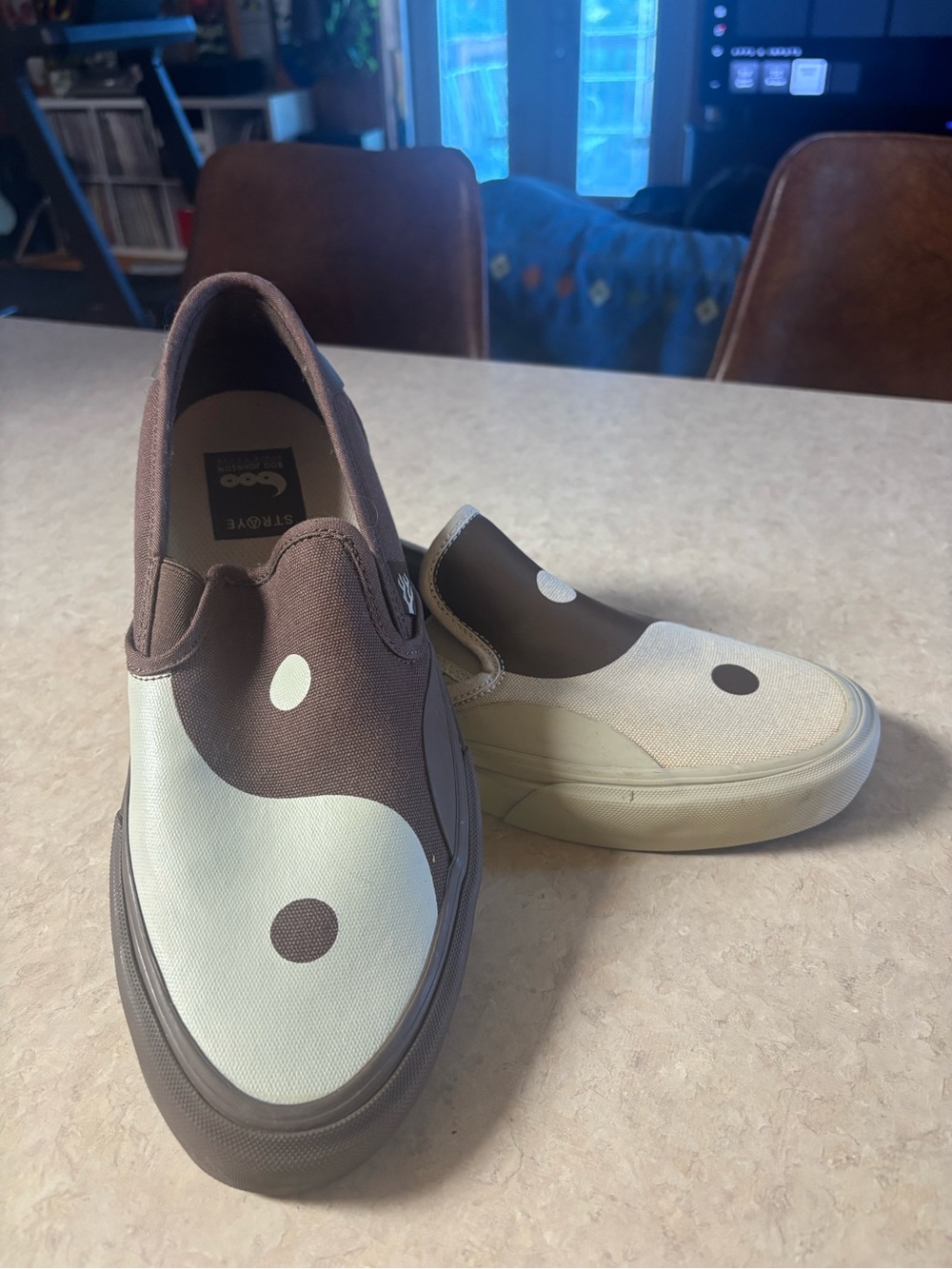 Straye Boo Johnson yin yang slip on skateboard shoes